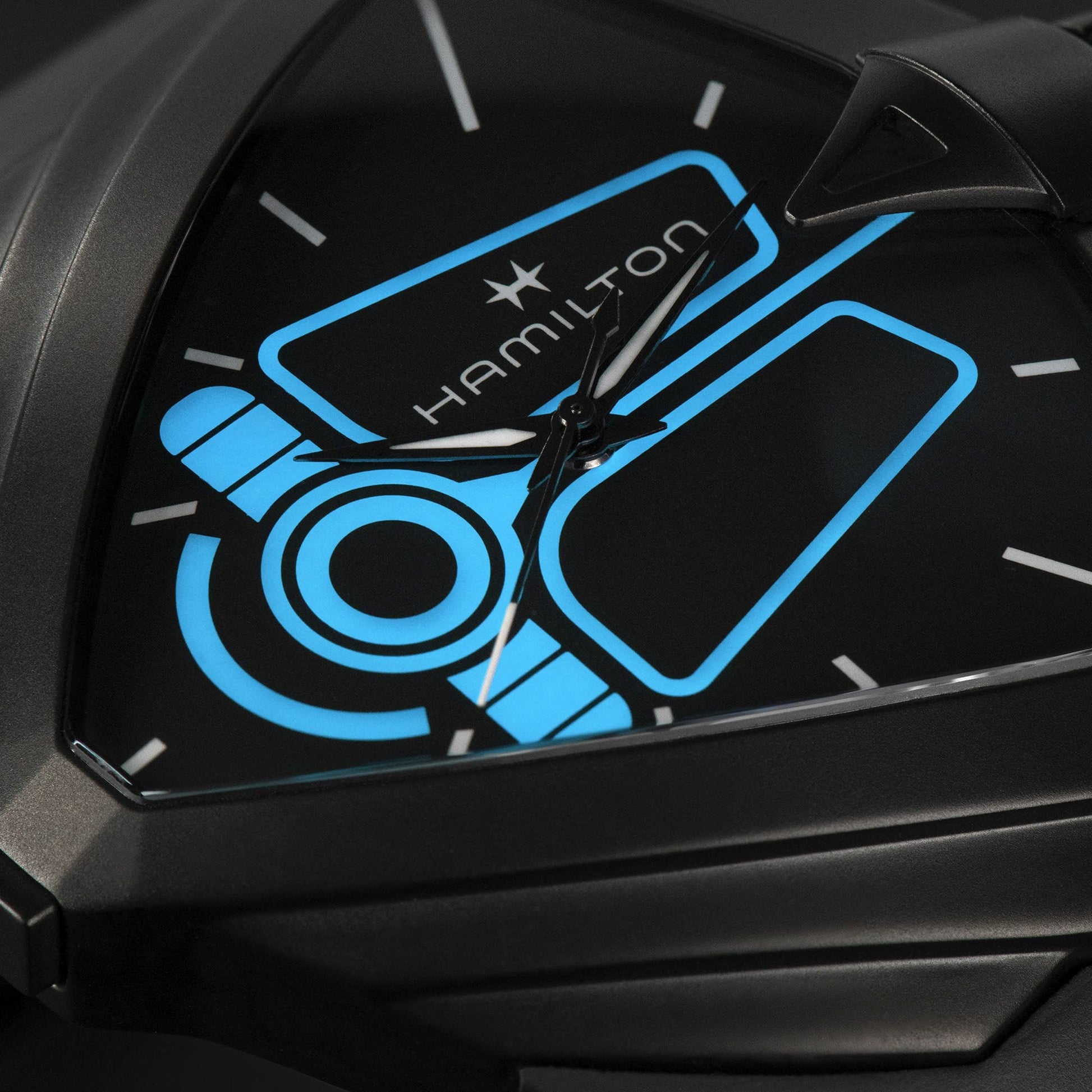 Hamilton Ventura XXL Bright Dune Limited Edition H24614330